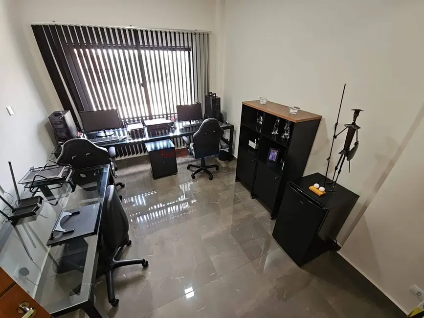 Foto 9 de Sobrado com 4 quartos à venda, 570m2 em Vila Santista, Atibaia - SP