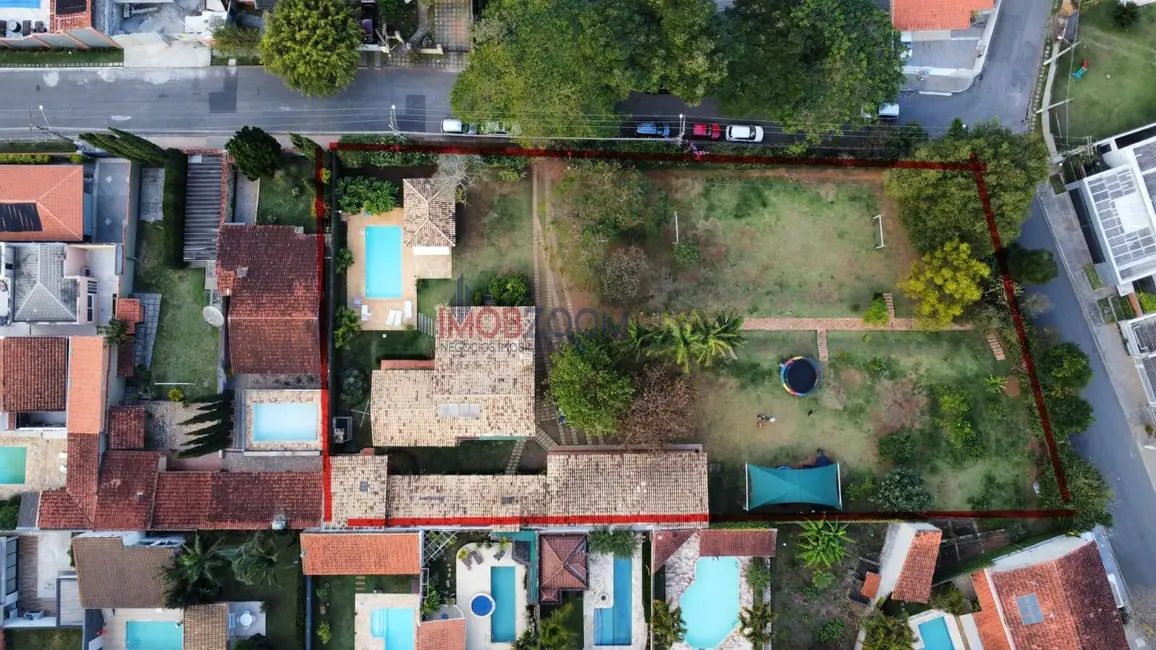 Foto 2 de Casa com 4 quartos à venda, 500m2 em Vila Petrópolis, Atibaia - SP