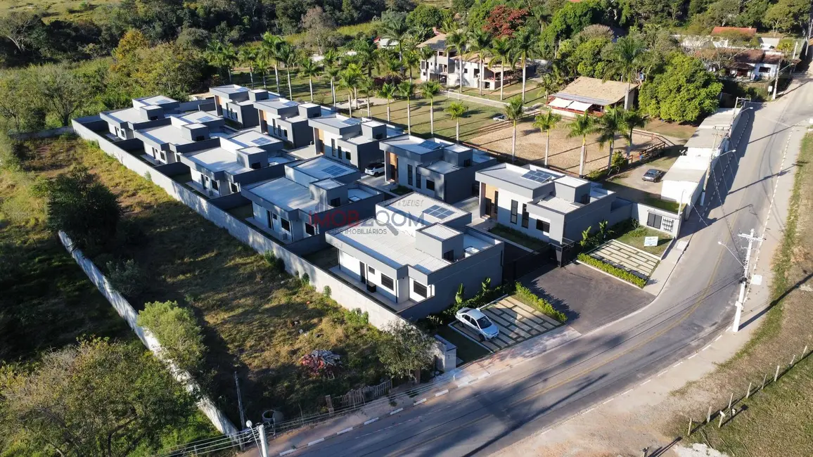 Foto 1 de Casa com 3 quartos à venda, 112m2 em Marmeleiro, Atibaia - SP