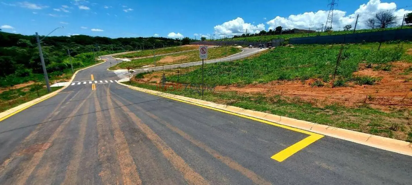 Foto 3 de Terreno / Lote à venda, 250m2 em Tanque, Atibaia - SP