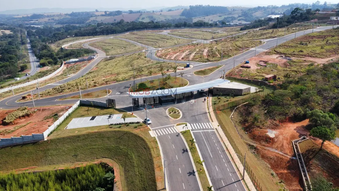 Foto 2 de Terreno / Lote à venda, 457m2 em Braganca Paulista - SP