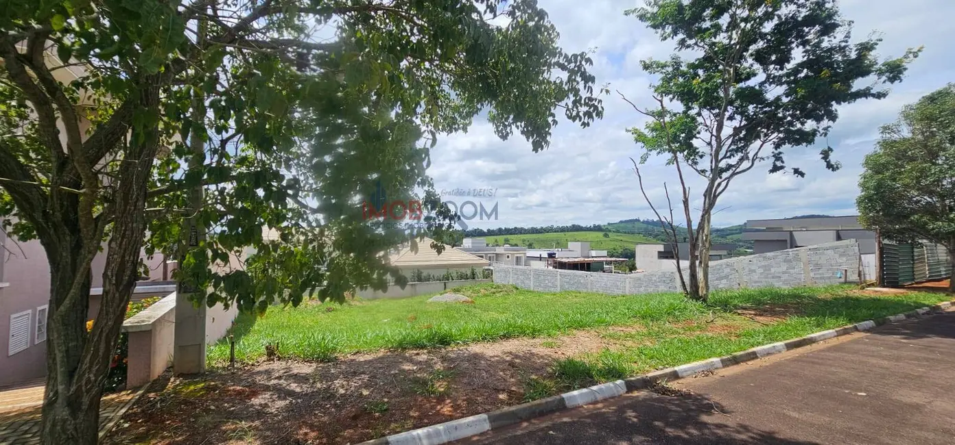 Foto 3 de Terreno / Lote à venda, 825m2 em Boa Vista, Atibaia - SP