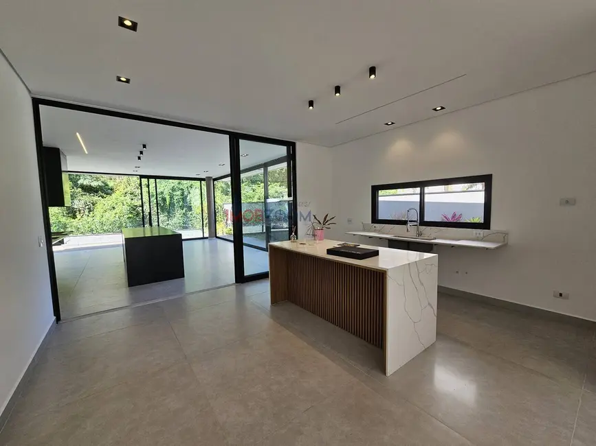 Casa com 4 quartos à venda, 312m2 em San Fernando Valley, Atibaia - SP - imagem 6 Foto 6 de Casa com 4 quartos à venda, 312m2 em San Fernando Valley, Atibaia - SP