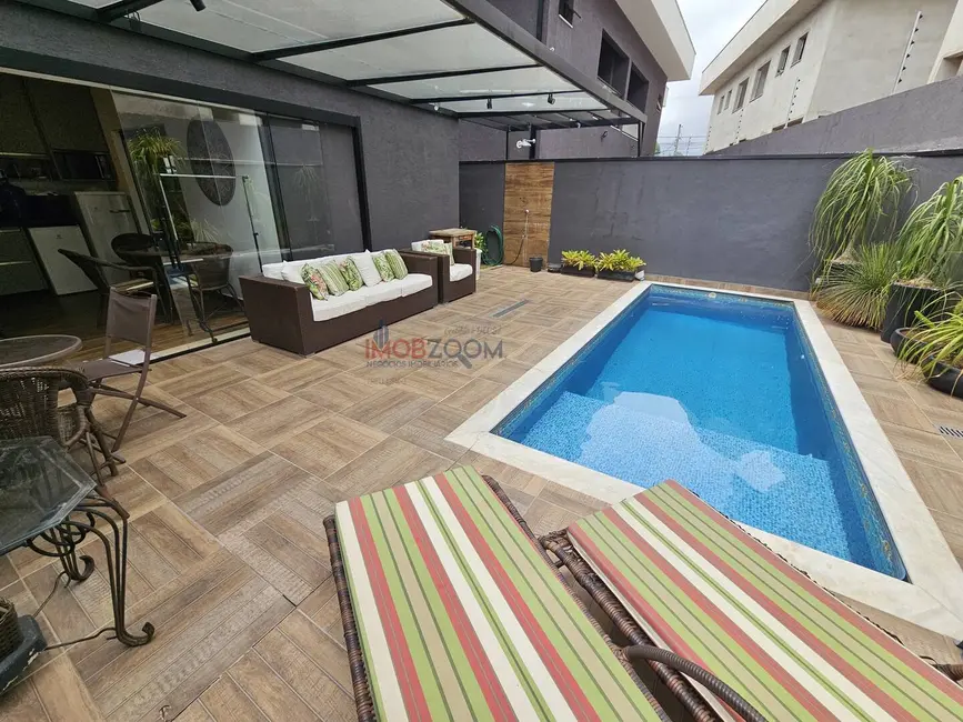 Casa com 3 quartos à venda, 251m2 em Ressaca, Atibaia - SP - imagem 2 Foto 2 de Casa com 3 quartos à venda, 251m2 em Ressaca, Atibaia - SP