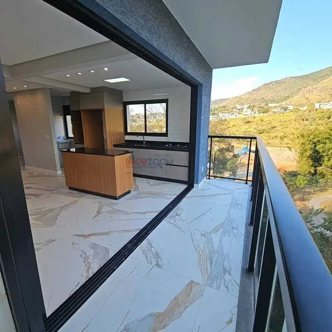 Apartamento com 3 quartos para alugar, 185m2 em Nova Gardênia, Atibaia - SP - imagem 4 Foto 4 de Apartamento com 3 quartos para alugar, 185m2 em Nova Gardênia, Atibaia - SP