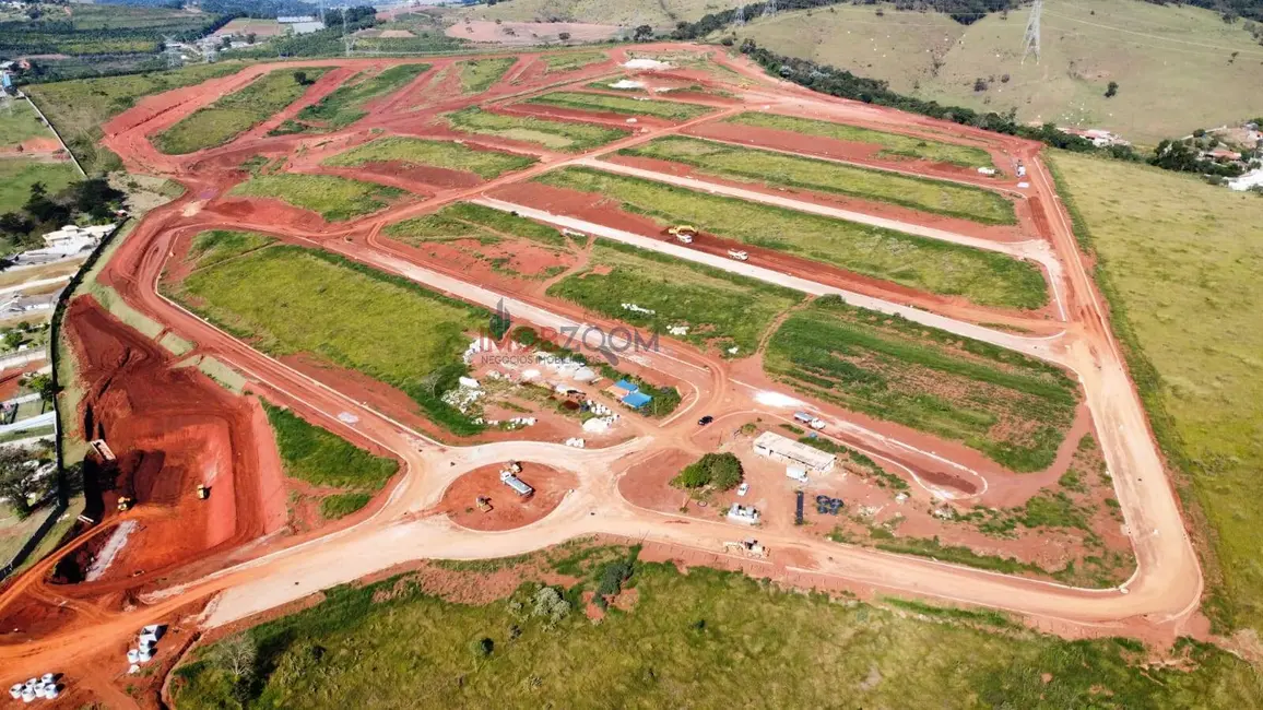 Foto 2 de Terreno / Lote à venda, 360m2 em Tanque, Atibaia - SP