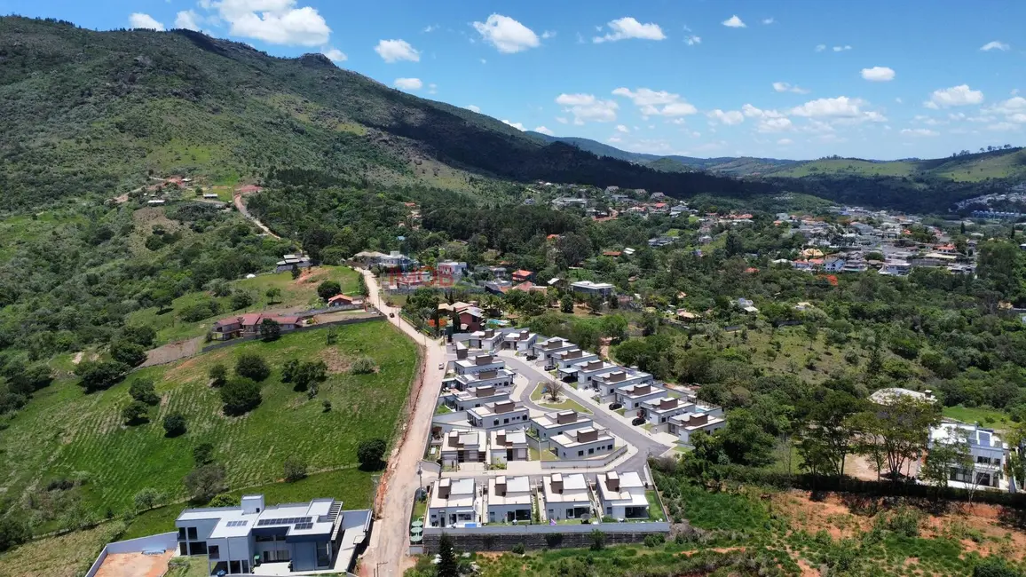 Foto 3 de Casa com 3 quartos à venda, 298m2 em Marmeleiro, Atibaia - SP