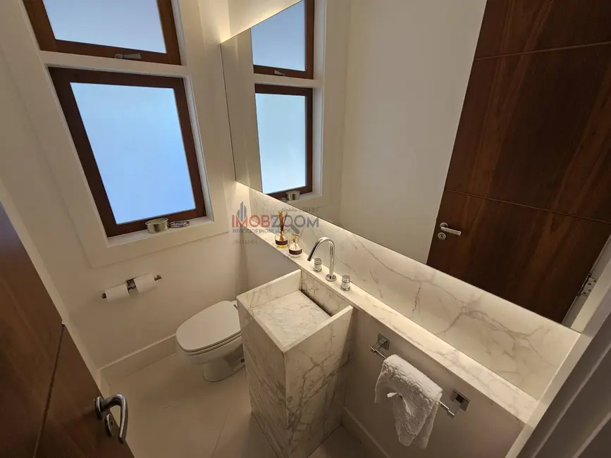 Foto 9 de Sobrado com 4 quartos à venda, 413m2 em Vila Santista, Atibaia - SP