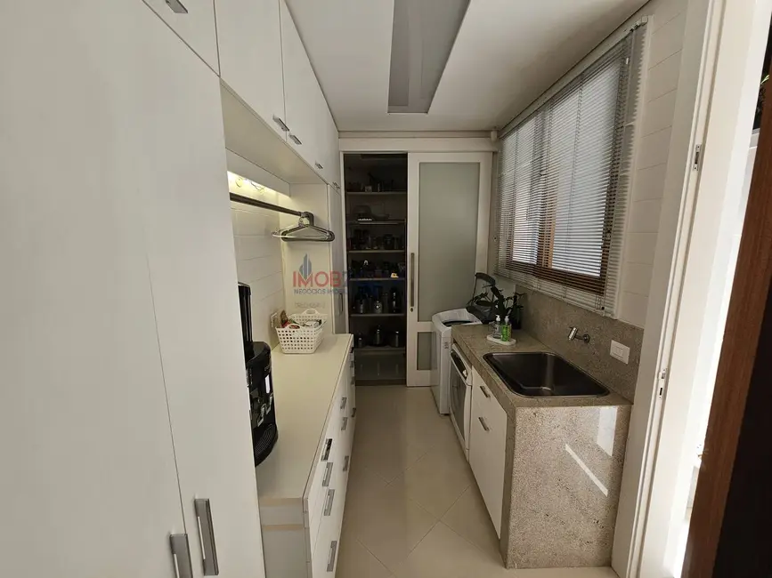 Foto 8 de Sobrado com 4 quartos à venda, 413m2 em Vila Santista, Atibaia - SP