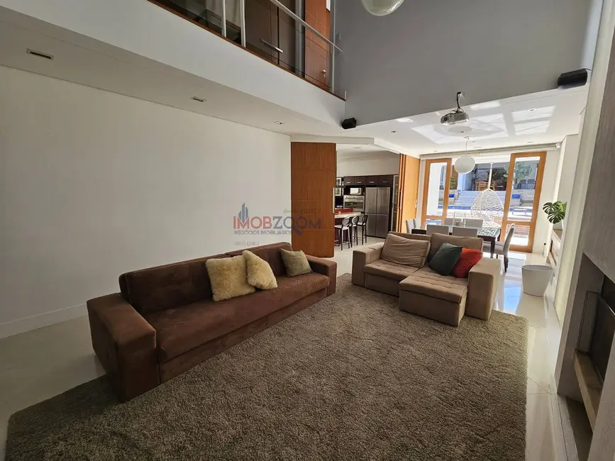 Foto 4 de Sobrado com 4 quartos à venda, 413m2 em Vila Santista, Atibaia - SP