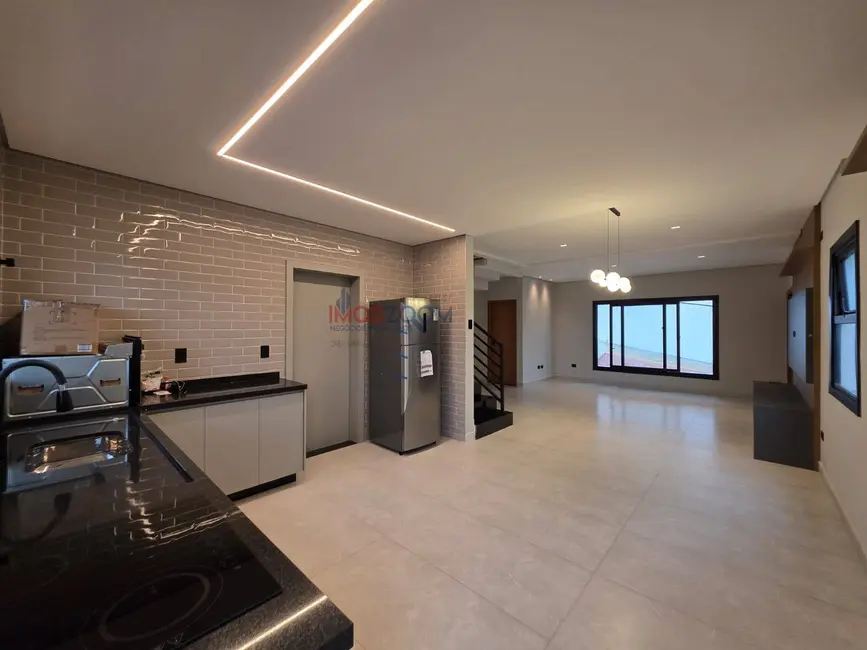 Foto 4 de Casa com 3 quartos à venda, 250m2 em Jardim Paulista, Atibaia - SP