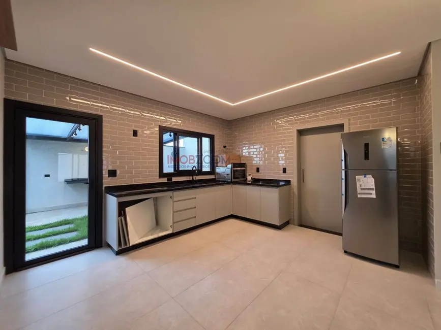 Foto 5 de Casa com 3 quartos à venda, 250m2 em Jardim Paulista, Atibaia - SP