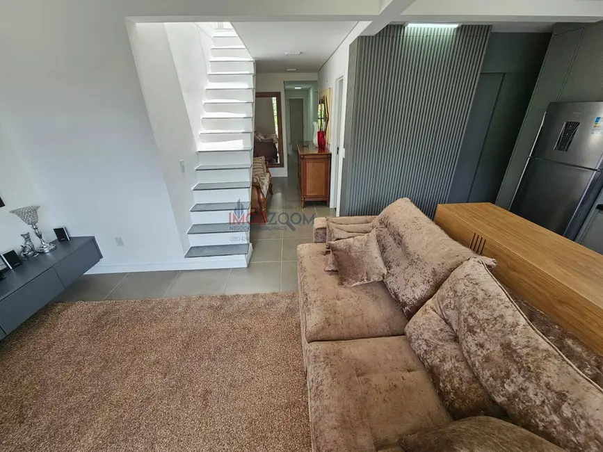 Apartamento com 3 quartos para alugar, 185m2 em Nova Gardênia, Atibaia - SP - imagem 6 Foto 6 de Apartamento com 3 quartos para alugar, 185m2 em Nova Gardênia, Atibaia - SP