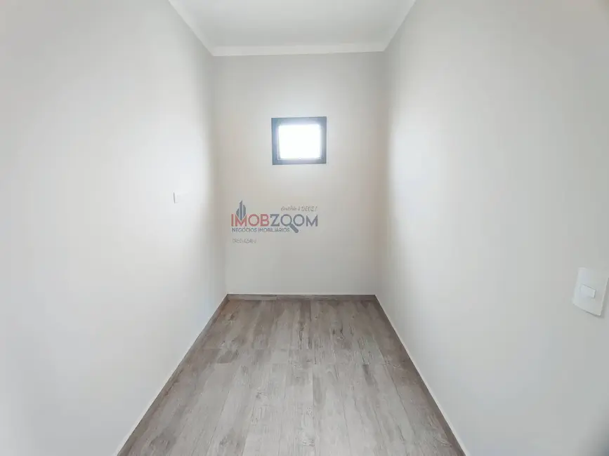 Foto 6 de Casa à venda e para alugar em Rio Abaixo, Atibaia - SP