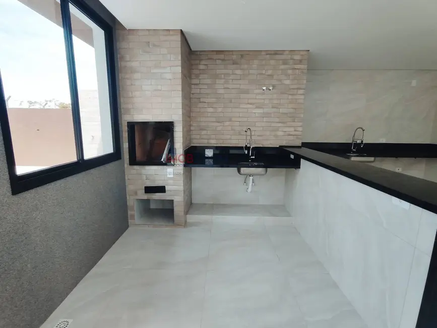 Foto 2 de Casa à venda e para alugar em Rio Abaixo, Atibaia - SP