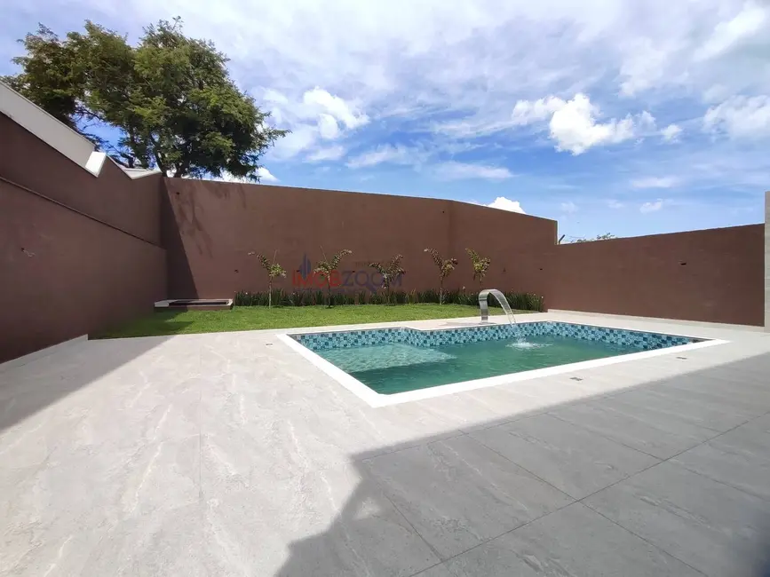 Foto 8 de Casa à venda e para alugar em Rio Abaixo, Atibaia - SP