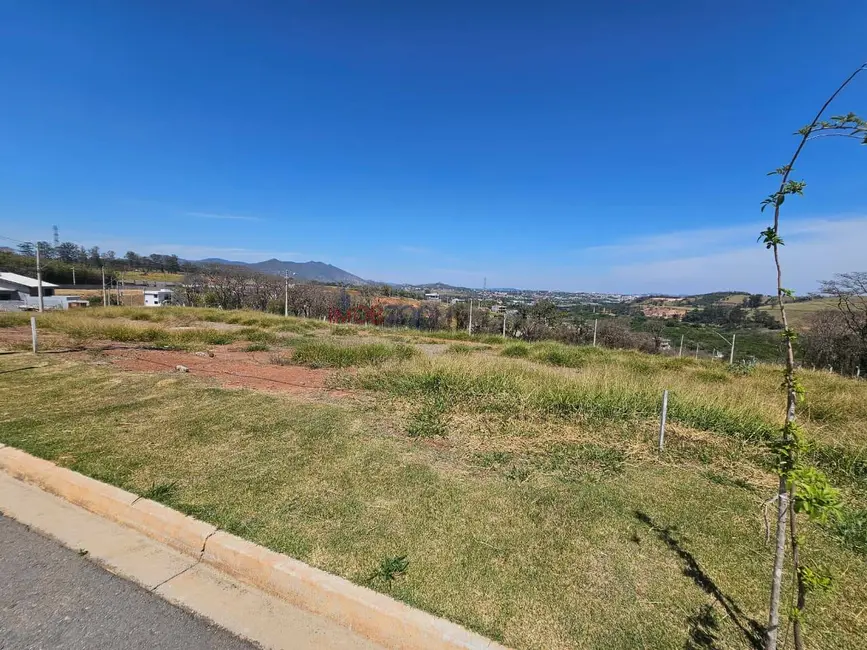 Foto 3 de Terreno / Lote à venda, 360m2 em Cachoeira, Atibaia - SP