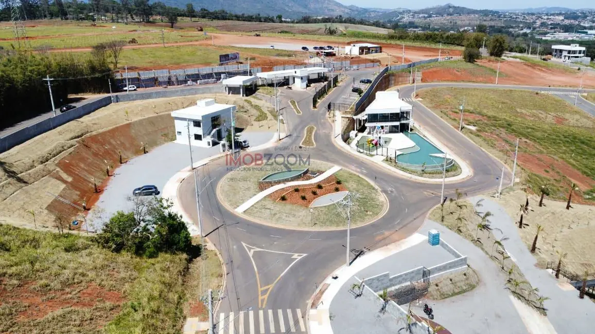 Foto 3 de Terreno / Lote à venda, 300m2 em Cachoeira, Atibaia - SP