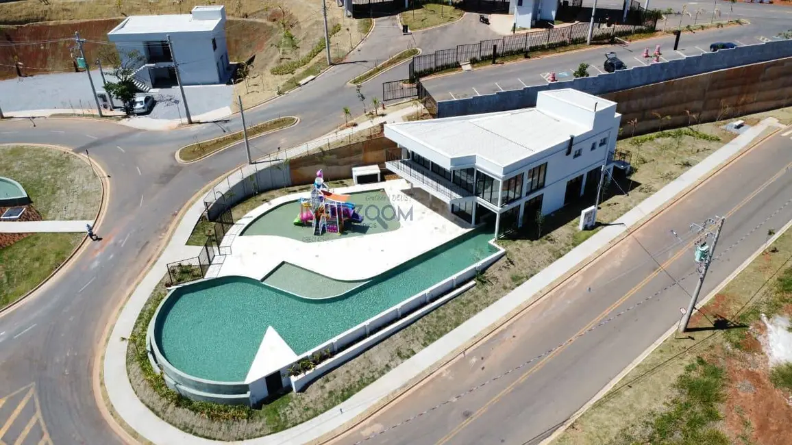 Foto 4 de Terreno / Lote à venda, 300m2 em Cachoeira, Atibaia - SP