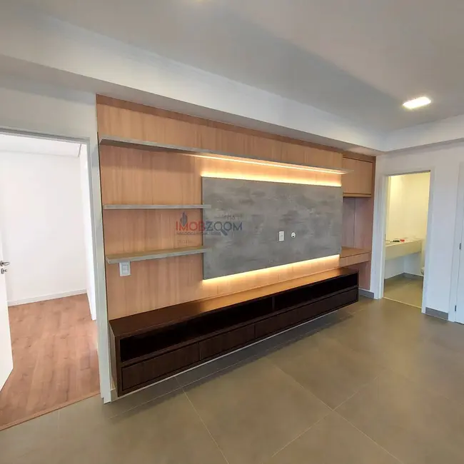 Apartamento com 3 quartos para alugar, 101m2 em Atibaia - SP - imagem 2 Foto 2 de Apartamento com 3 quartos para alugar, 101m2 em Atibaia - SP