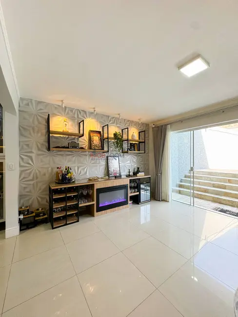 Foto 5 de Casa com 4 quartos à venda em Vila Rica, Atibaia - SP