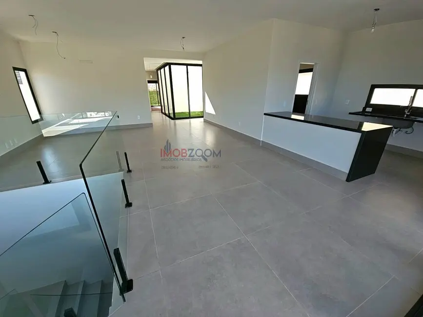 Casa de Condomínio com 3 quartos à venda, 420m2 em Atibaia - SP - imagem 8 Foto 8 de Casa de Condomínio com 3 quartos à venda, 420m2 em Atibaia - SP
