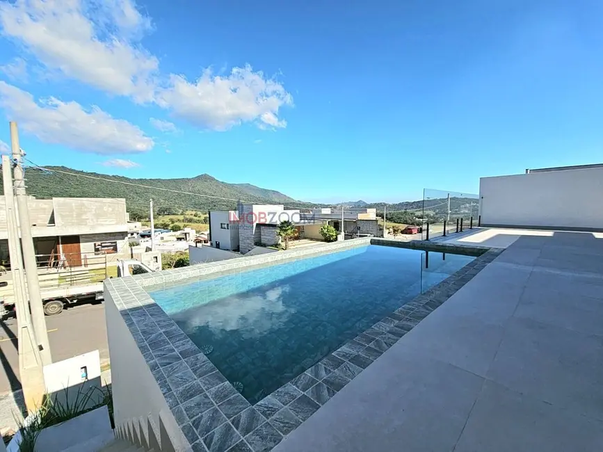 Casa de Condomínio com 3 quartos à venda, 420m2 em Atibaia - SP - imagem 4 Foto 4 de Casa de Condomínio com 3 quartos à venda, 420m2 em Atibaia - SP
