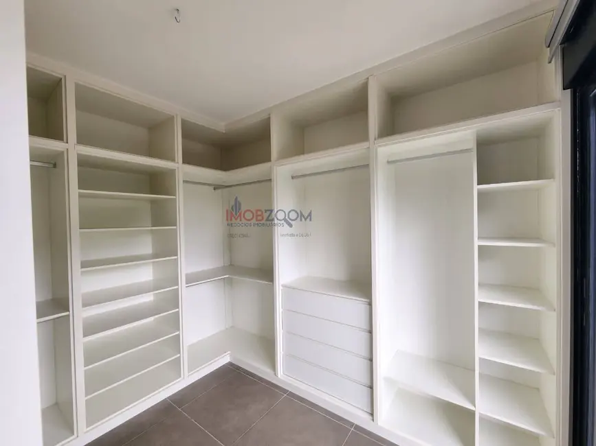 Apartamento com 3 quartos à venda, 190m2 em Nova Gardênia, Atibaia - SP - imagem 7 Foto 7 de Apartamento com 3 quartos à venda, 190m2 em Nova Gardênia, Atibaia - SP