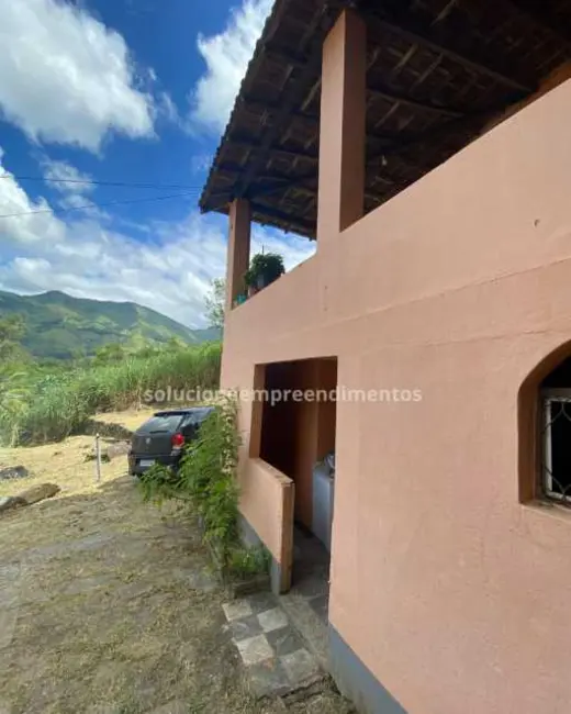 Casa com 3 quartos à venda, 1350m2 em Miguel Pereira - RJ - imagem 3 Foto 3 de Casa com 3 quartos à venda, 1350m2 em Miguel Pereira - RJ