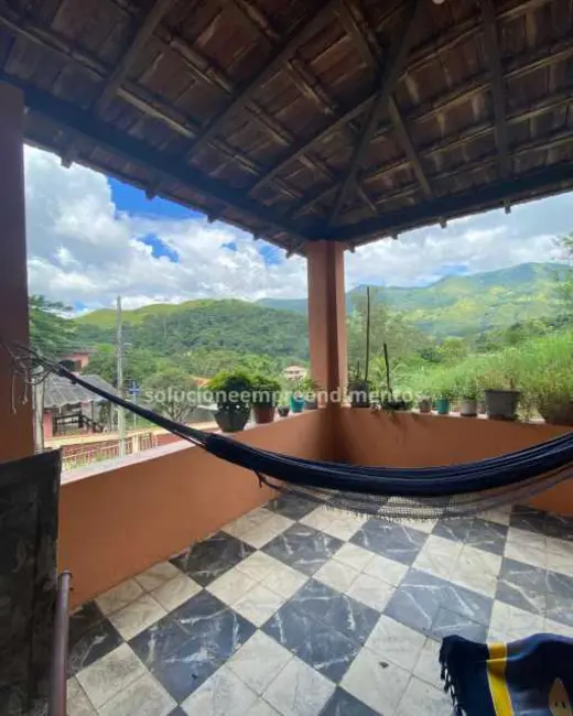 Casa com 3 quartos à venda, 1350m2 em Miguel Pereira - RJ - imagem 6 Foto 6 de Casa com 3 quartos à venda, 1350m2 em Miguel Pereira - RJ