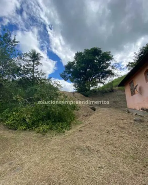 Casa com 3 quartos à venda, 1350m2 em Miguel Pereira - RJ - imagem 5 Foto 5 de Casa com 3 quartos à venda, 1350m2 em Miguel Pereira - RJ