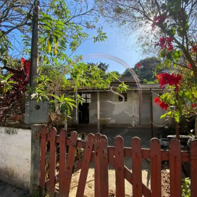 Foto 4 de Casa à venda em Miguel Pereira - RJ
