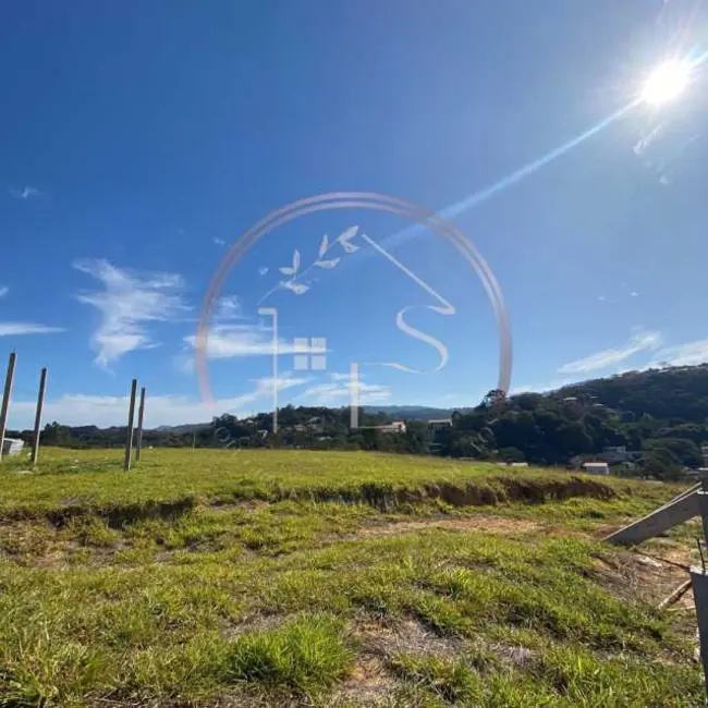 Foto 2 de Terreno / Lote à venda em Miguel Pereira - RJ