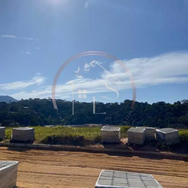 Foto 4 de Terreno / Lote à venda em Miguel Pereira - RJ