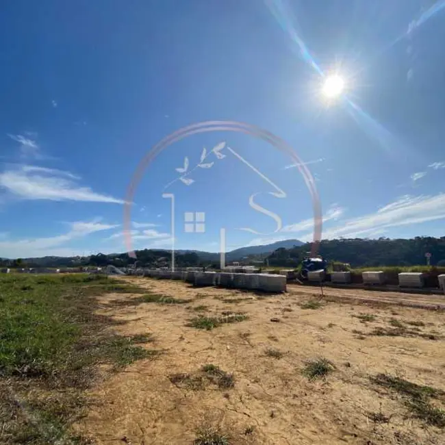 Foto 3 de Terreno / Lote à venda em Miguel Pereira - RJ