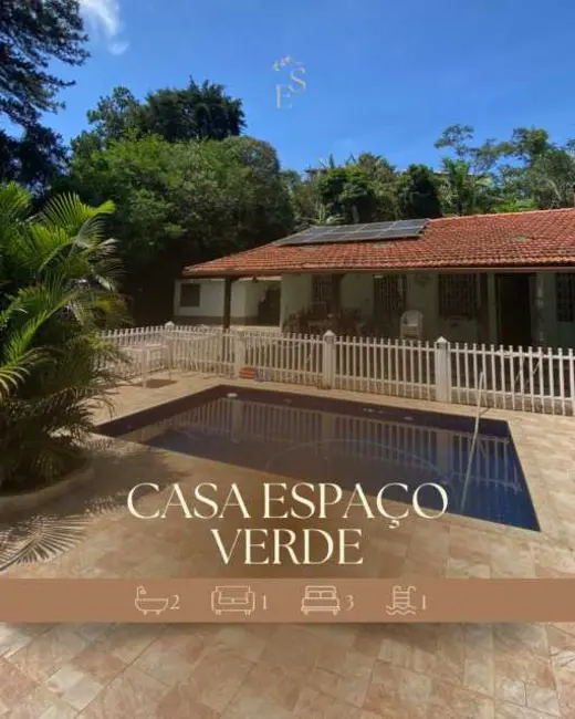 Foto 1 de Casa com 3 quartos à venda em Miguel Pereira - RJ