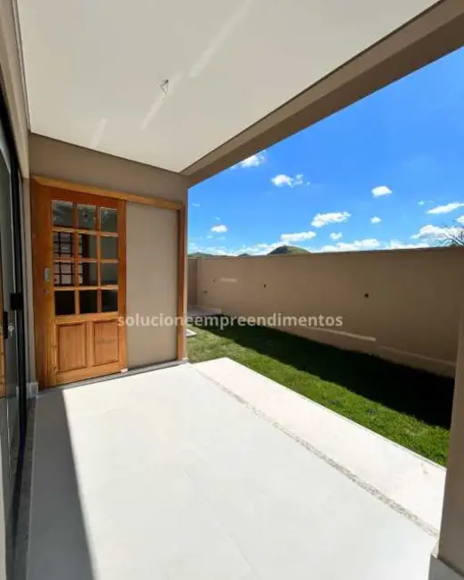 Casa de Condomínio com 3 quartos à venda em Miguel Pereira - RJ - imagem 3 Foto 3 de Casa de Condomínio com 3 quartos à venda em Miguel Pereira - RJ