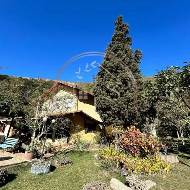 Foto 2 de Casa com 2 quartos à venda em Miguel Pereira - RJ