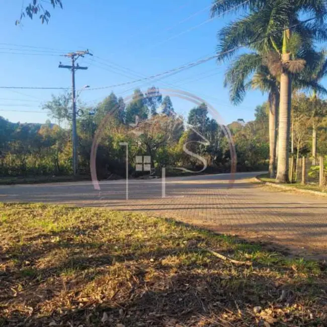 Foto 3 de Terreno / Lote à venda em Miguel Pereira - RJ