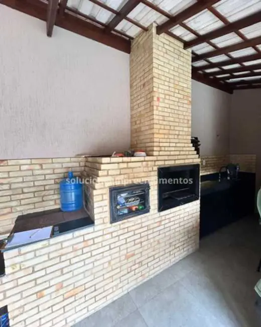 Foto 3 de Casa com 3 quartos à venda em Miguel Pereira - RJ