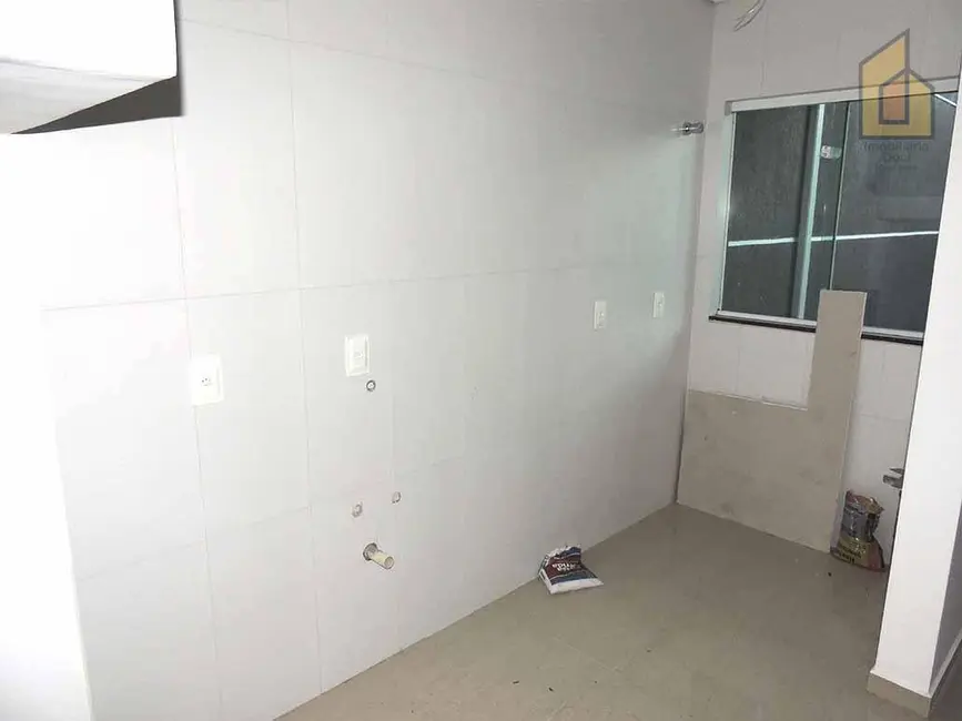 Sobrado com 3 quartos à venda, 180m2 em Fazenda Velha, Araucaria - PR - imagem 5 Foto 5 de Sobrado com 3 quartos à venda, 180m2 em Fazenda Velha, Araucaria - PR