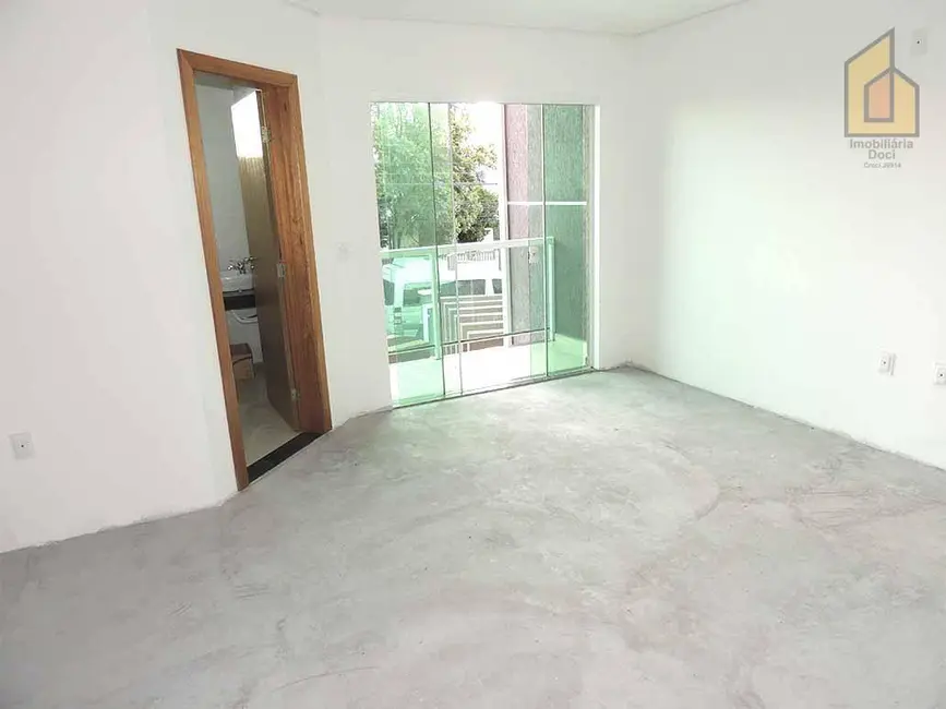 Sobrado com 3 quartos à venda, 180m2 em Fazenda Velha, Araucaria - PR - imagem 9 Foto 9 de Sobrado com 3 quartos à venda, 180m2 em Fazenda Velha, Araucaria - PR