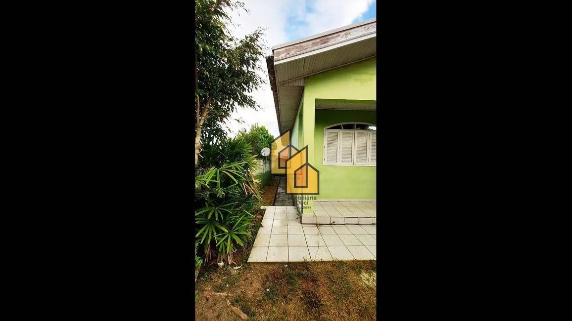 Casa com 3 quartos à venda, 459m2 em Centro, Araucaria - PR - imagem 3 Foto 3 de Casa com 3 quartos à venda, 459m2 em Centro, Araucaria - PR