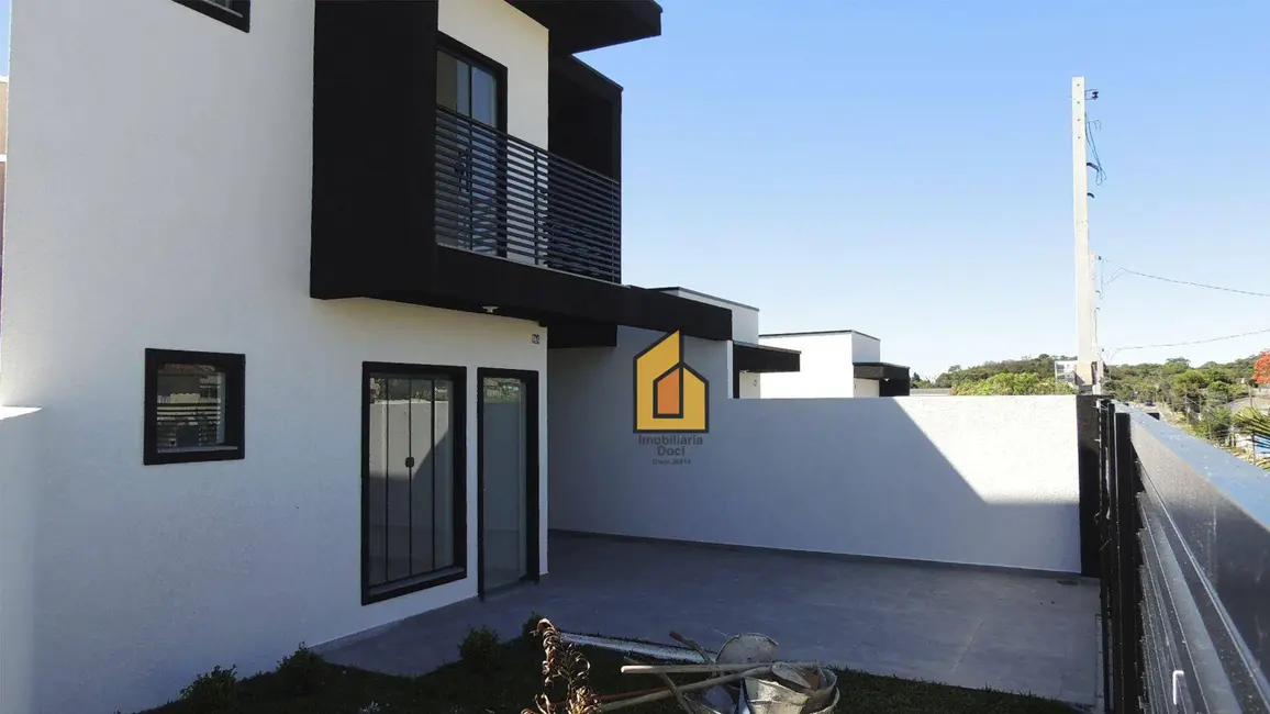 Sobrado com 3 quartos à venda, 121m2 em Costeira, Araucaria - PR - imagem 4 Foto 4 de Sobrado com 3 quartos à venda, 121m2 em Costeira, Araucaria - PR