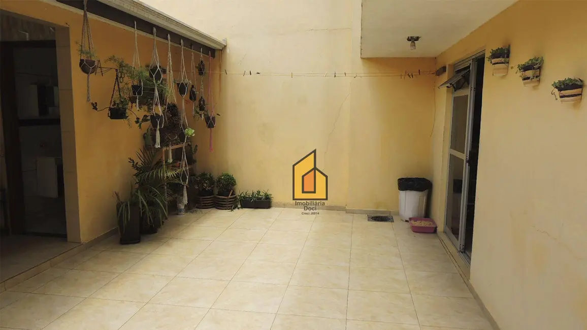 Sobrado com 3 quartos à venda, 455m2 em Estação, Araucaria - PR - imagem 5 Foto 5 de Sobrado com 3 quartos à venda, 455m2 em Estação, Araucaria - PR