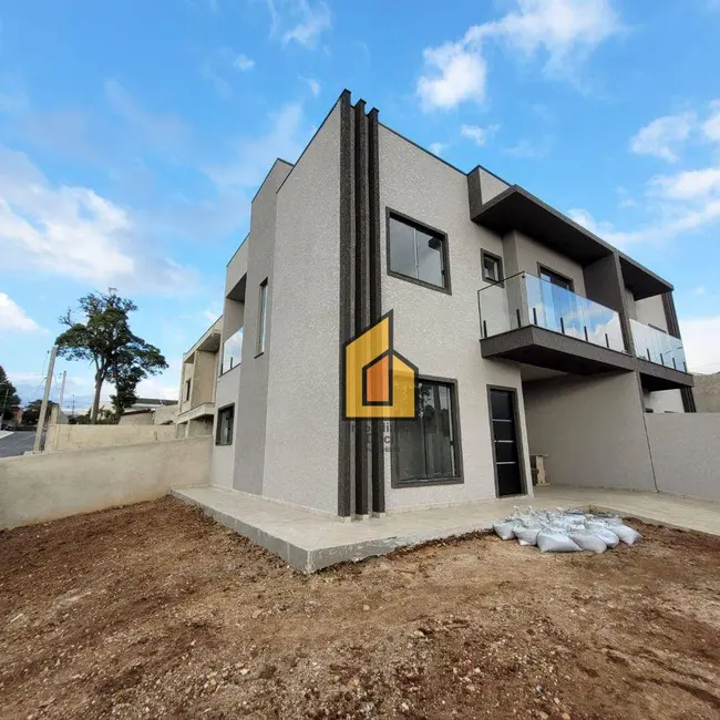 Sobrado com 3 quartos à venda, 110m2 em Campina da Barra, Araucaria - PR - imagem 5 Foto 5 de Sobrado com 3 quartos à venda, 110m2 em Campina da Barra, Araucaria - PR