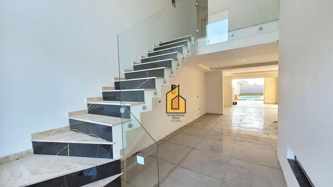 Foto 4 de Sobrado com 3 quartos à venda, 240m2 em Iguaçu, Araucaria - PR