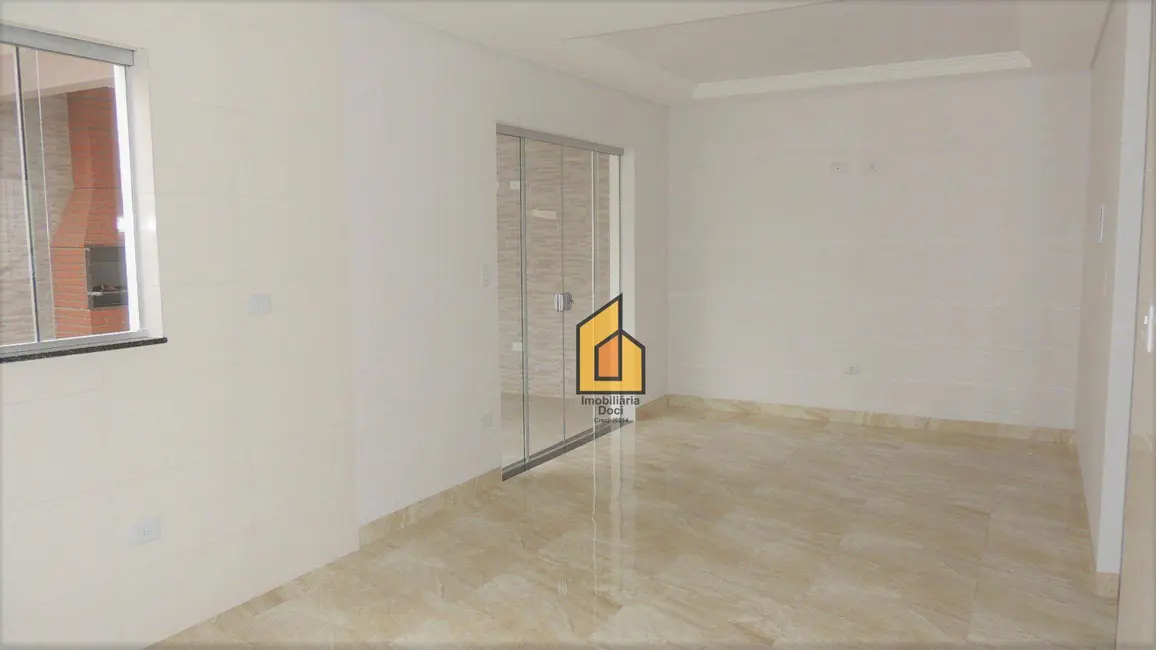 Sobrado com 3 quartos à venda, 136m2 em Porto das Laranjeiras, Araucaria - PR - imagem 7 Foto 7 de Sobrado com 3 quartos à venda, 136m2 em Porto das Laranjeiras, Araucaria - PR