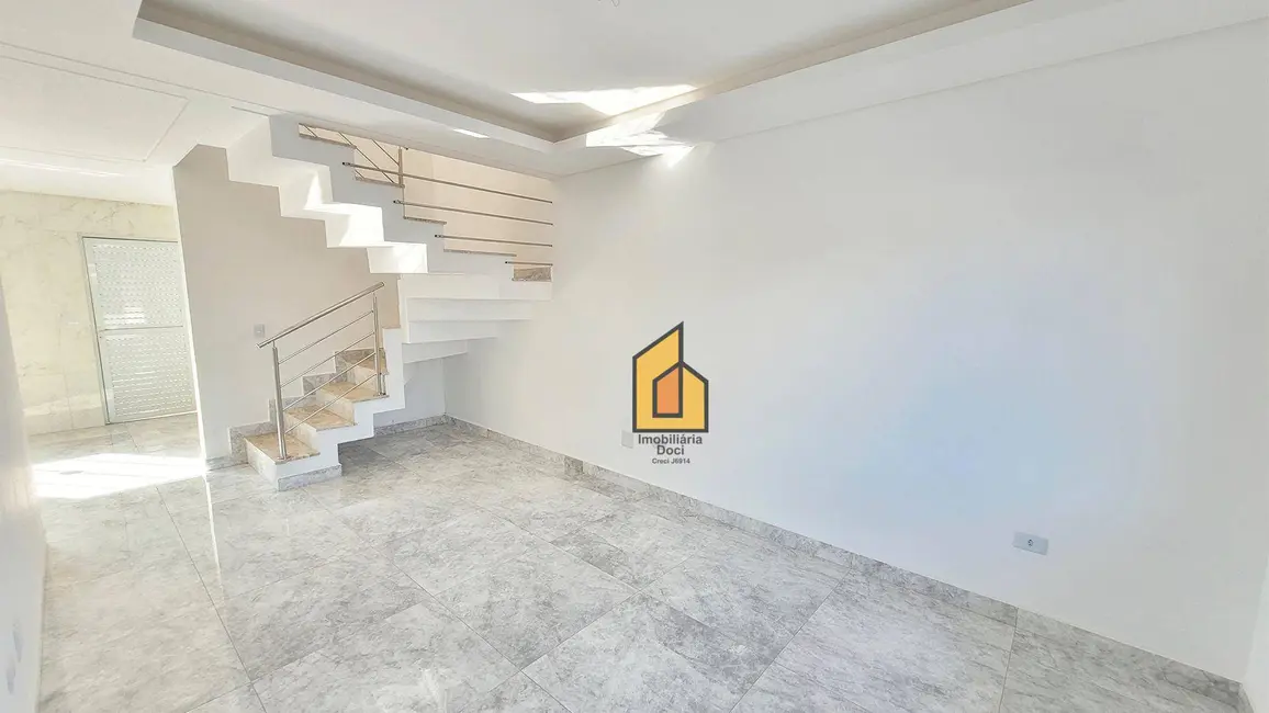 Sobrado com 3 quartos à venda, 102m2 em Fazenda Velha, Araucaria - PR - imagem 5 Foto 5 de Sobrado com 3 quartos à venda, 102m2 em Fazenda Velha, Araucaria - PR