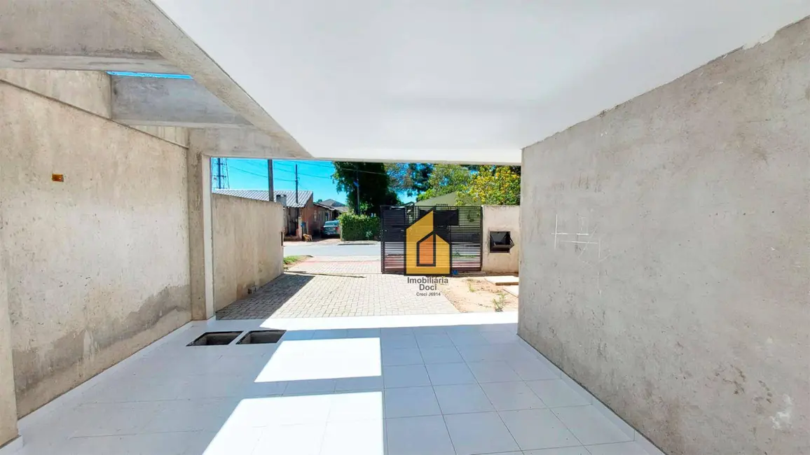 Foto 3 de Sobrado com 3 quartos à venda, 225m2 em Thomaz Coelho, Araucaria - PR